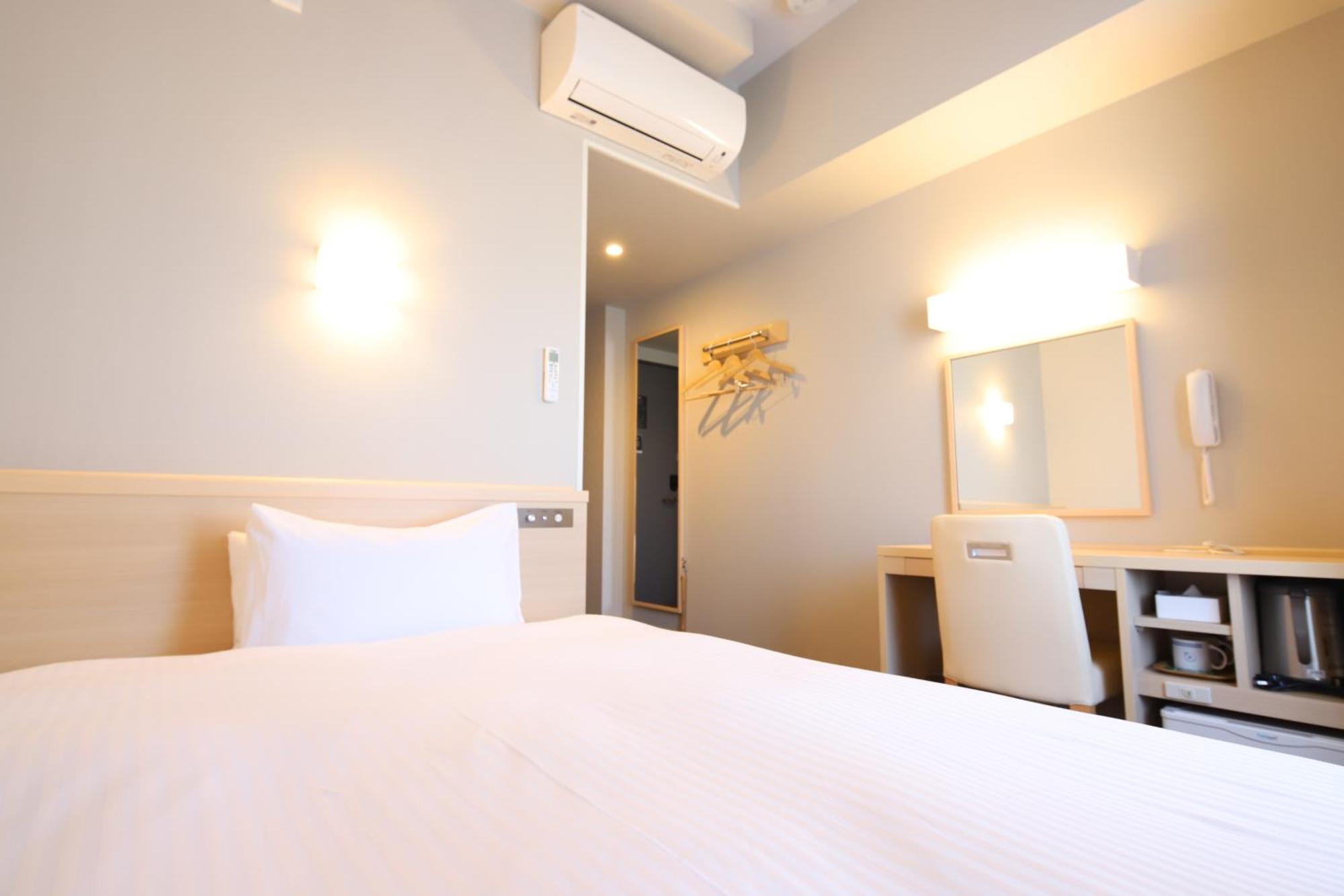 Ab Hotel Гамагори Екстериор снимка