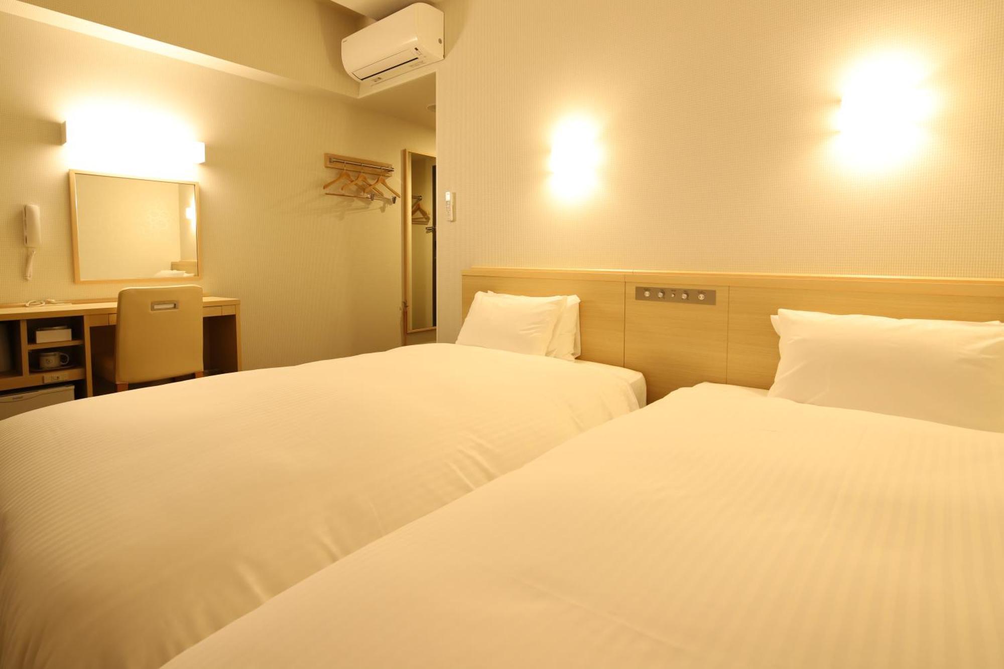 Ab Hotel Гамагори Екстериор снимка