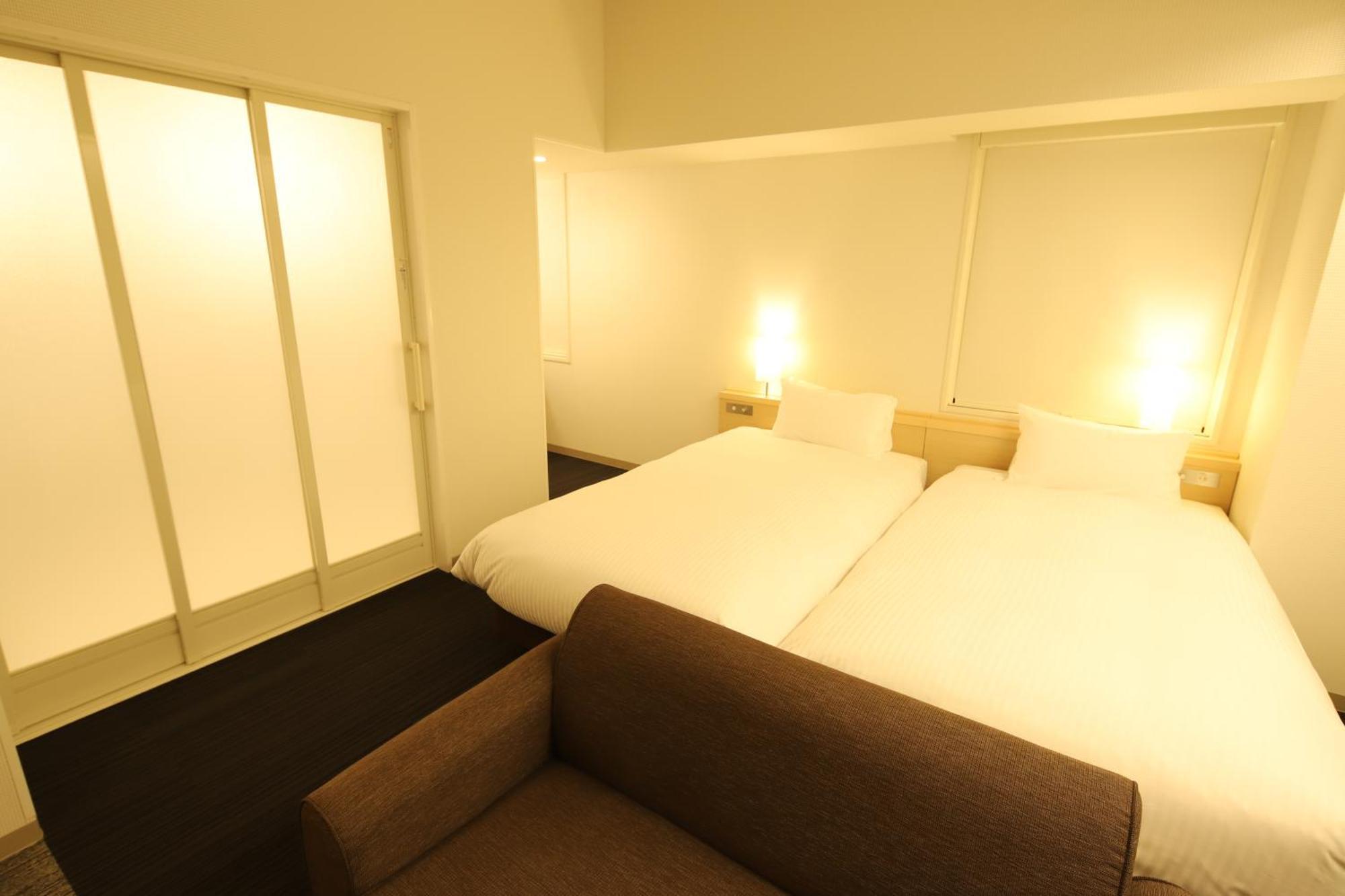 Ab Hotel Гамагори Екстериор снимка