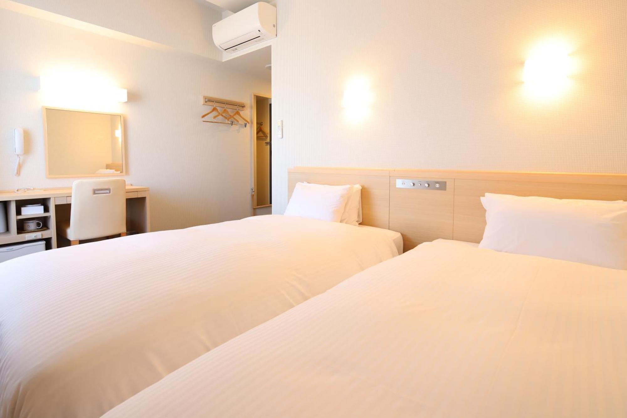 Ab Hotel Гамагори Екстериор снимка